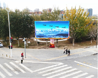 响水户外大屏广告投放要点。